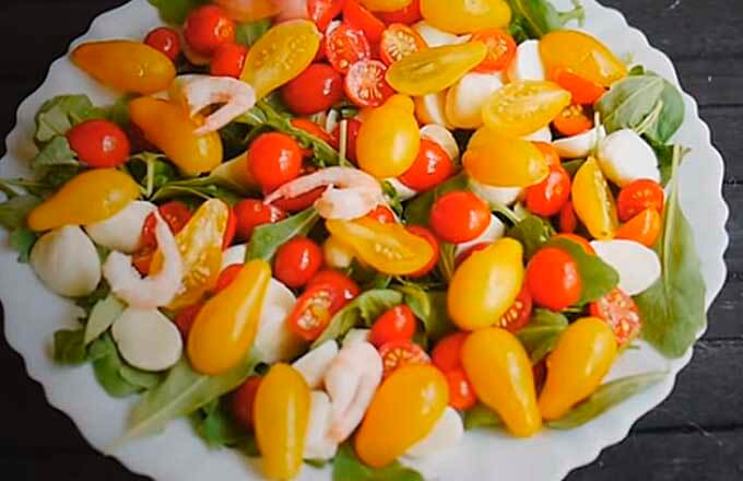 recept-salat-s-krevetkami-na-novyj-god